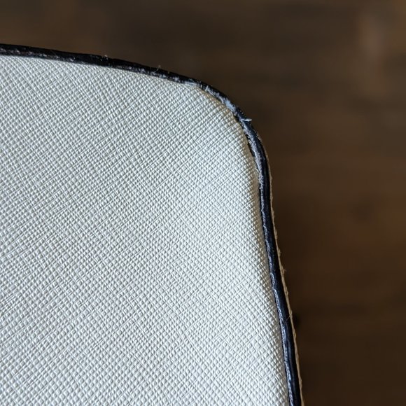 Vintage Kate Spade Off-White Narrow Crossbody Bag - Picture 7 of 8